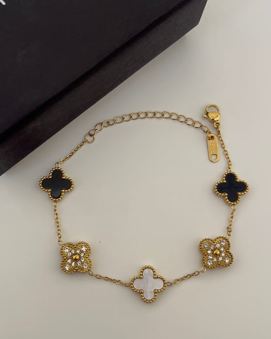 18k Black & White Clover Bracelet