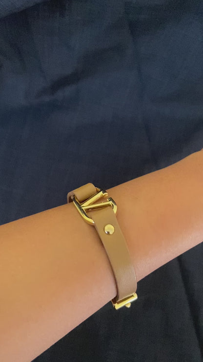V Tino Belt Bracelet - Nude