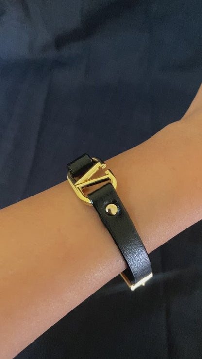 V Tino Belt Bracelet - Black