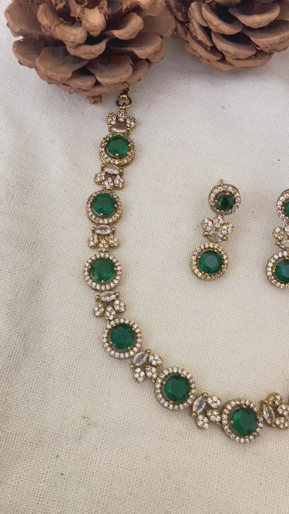 Emerald Victorian set