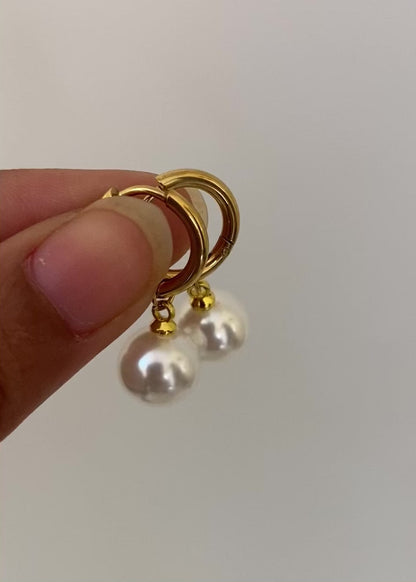 Pearl Huggie Earring