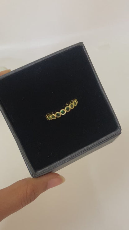 Round Emerald Ring (Adjustable)
