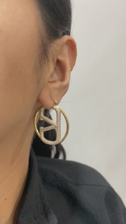 V tino Signature Hoop Earring