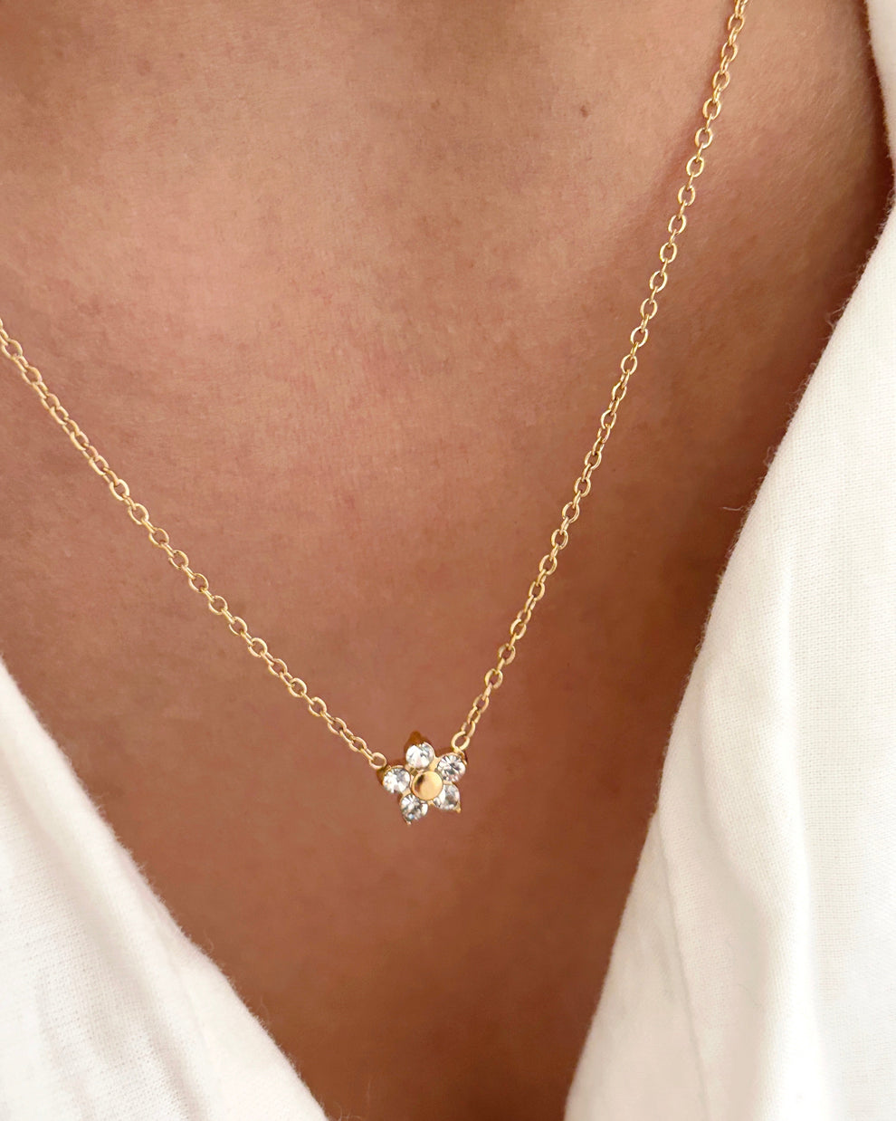 Flower Pendant Necklace