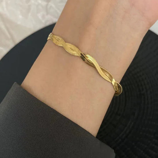 Twisted Snake Chain Bracelet